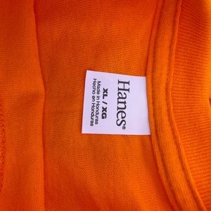 Kids Hanes shirts all sizes orange color 12 shirts for $10
